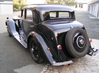 Bentley Saloon