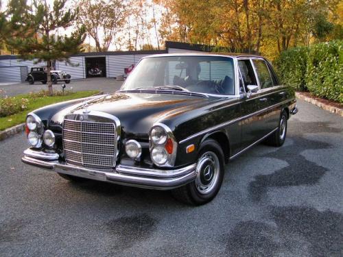 Mercedes 300 SEL