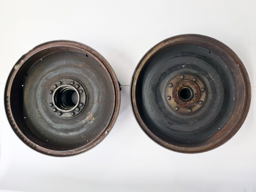 Bremstrommel Mercedes Benz 500 K links und rechts